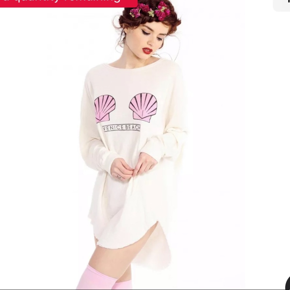 Wildfox Venice beach sweatshirt tunic sea shell